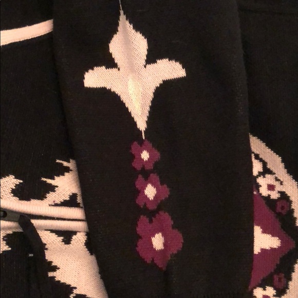 Athleta knit patterned sweater - Picture 6 of 8